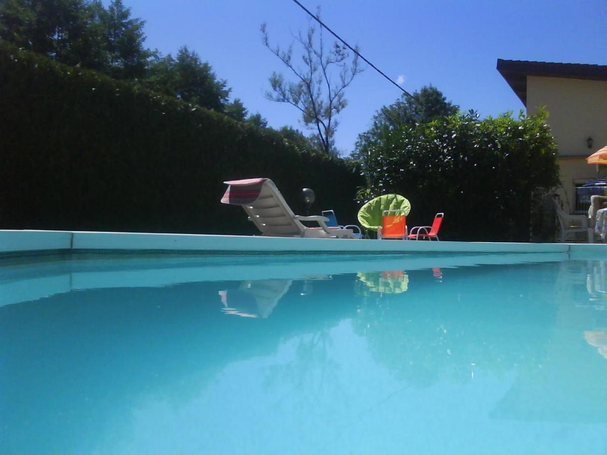 Maison/Gite Familial Dans Le Jura A 200M Du Lac Avec Piscine Privee Marigny  Kültér fotó