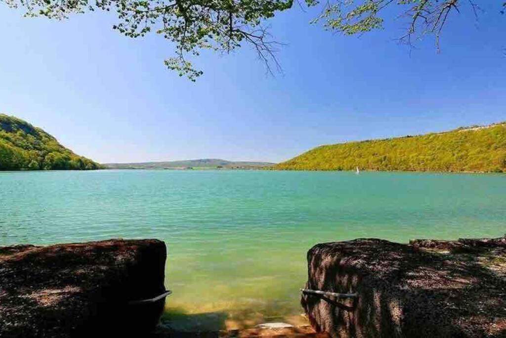 Maison/Gite Familial Dans Le Jura A 200M Du Lac Avec Piscine Privee Marigny  Kültér fotó