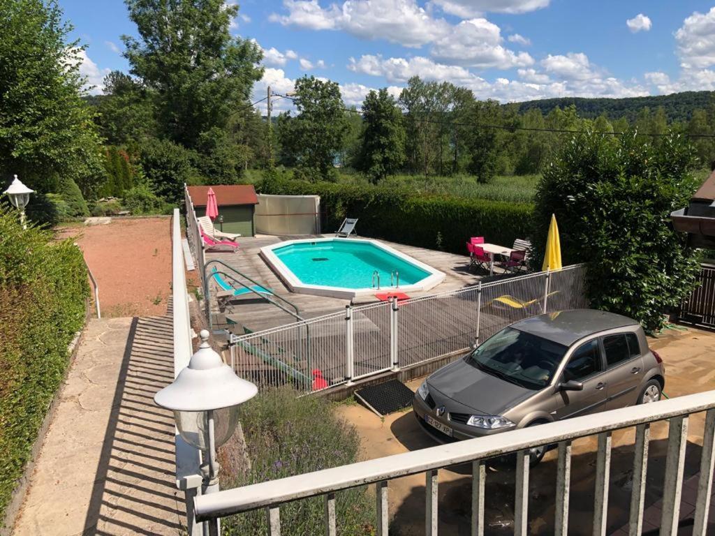 Maison/Gite Familial Dans Le Jura A 200M Du Lac Avec Piscine Privee Marigny  Kültér fotó