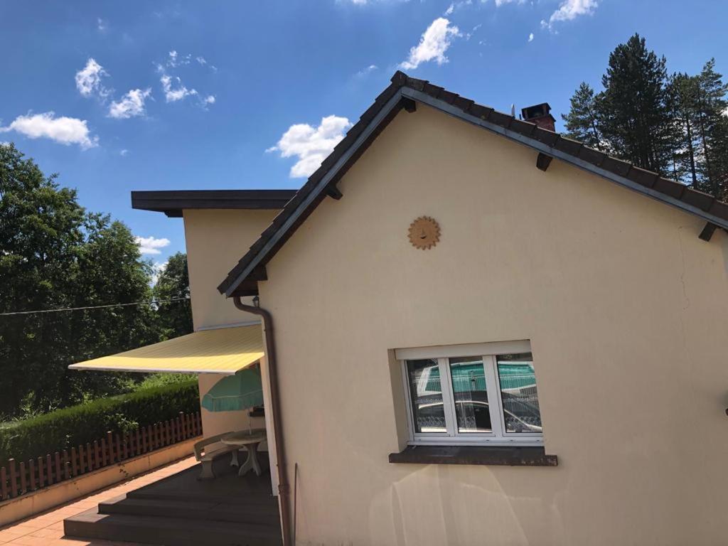 Maison/Gite Familial Dans Le Jura A 200M Du Lac Avec Piscine Privee Marigny  Kültér fotó